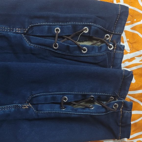 Skinny Push Up Jean - Picture 2 of 9